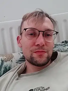 Snapshot of GaryJohnson79 chatting on 02/26/26, 12:59 GaryJohnson79 online show from 02/26/26, 12:59