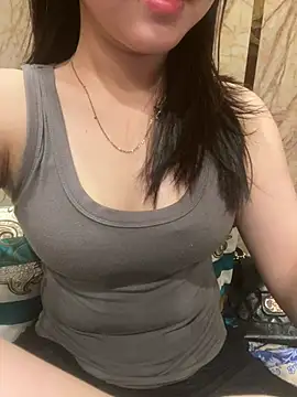 Snapshot of Sullys_ chatting on 03/19/26, 02:59 Sullys online show from 03/19/26, 02:59