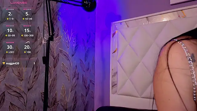 Snapshot of Emma_Clair chatting on 02/28/26, 01:01 Emma Clair online show from 02/28/26, 01:01