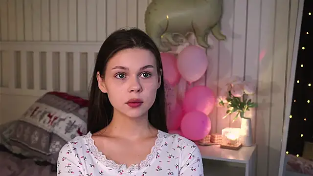 EarthaLevra online show from 04/09/26, 06:35