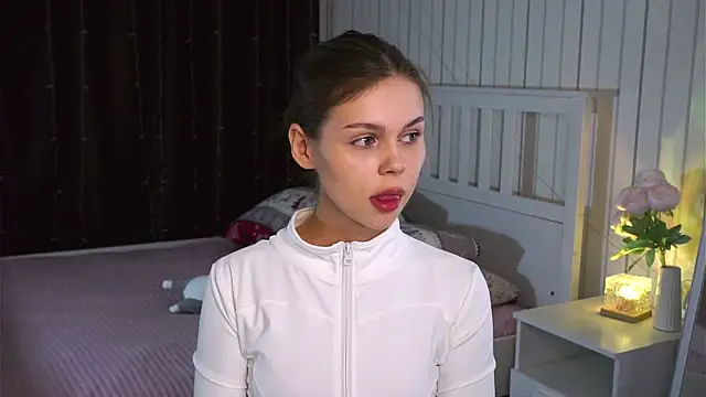 EarthaLevra online show from 04/18/26, 08:20