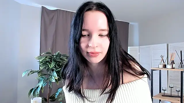 DeannSpatafore online show from 03/23/26, 05:44