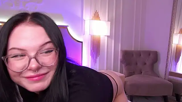 Snapshot of CindyMil chatting on 02/28/26, 06:14 CindyMil online show from 02/28/26, 06:14