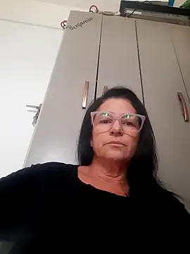Camilegaucha online show from 04/25/26, 06:38