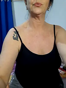 Snapshot of Camilegaucha chatting on 08/03/26, 11:19 Camilegaucha online show from 08/03/26, 11:19