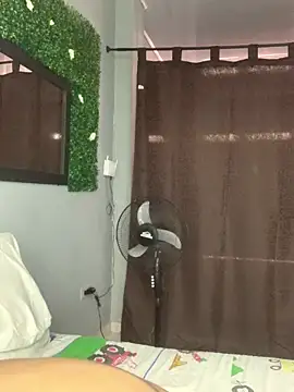 Snapshot of Max_ximo chatting on 02/26/26, 04:50 Max ximo online show from 02/26/26, 04:50