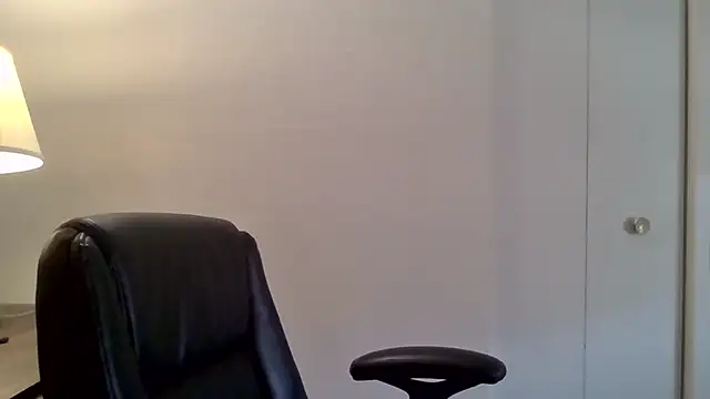 tytheexhibionist online show from 03/25/26, 07:53