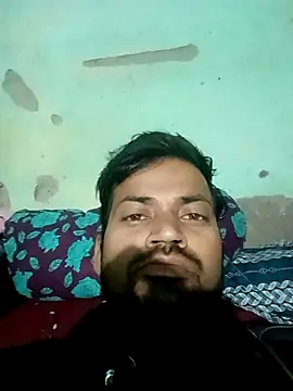 Varun908662 online show from 04/25/26, 08:28