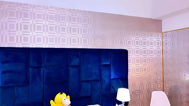 Cami Rousse online show from 04/07/26, 12:16