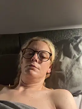 Amelie BlondeXX online show from 03/03/26, 08:09