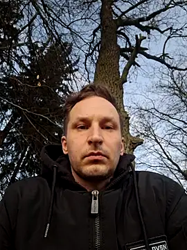 Snapshot of MariusStar89 chatting on 02/24/26, 04:49 MariusStar89 online show from 02/24/26, 04:49