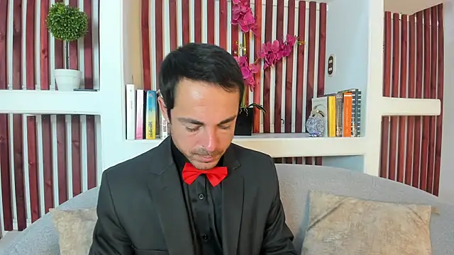 Adams Sanz online show from 07/04/26, 07:20