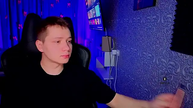 Snapshot of Karl_Night_ chatting on 02/28/26, 05:36 Karl Night online show from 02/28/26, 05:36