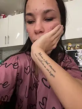 Snapshot of mariaalexandraf chatting on 03/02/26, 10:33 mariaalexandraf online show from 03/02/26, 10:33