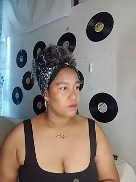 medusafox  online show from 04/20/26, 04:04