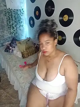 medusafox  online show from 04/22/26, 04:48