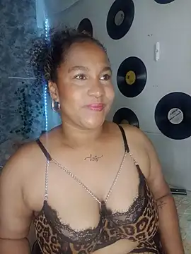 medusafox  online show from 05/09/26, 04:50