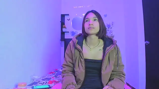 sapphire brown20 online show from 04/18/26, 10:21