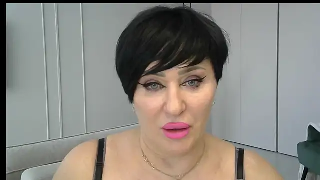 Kleotempt online show from 04/23/26, 02:41