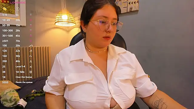 Snapshot of sienna_cavalli chatting on 03/01/26, 12:40 sienna cavalli online show from 03/01/26, 12:40