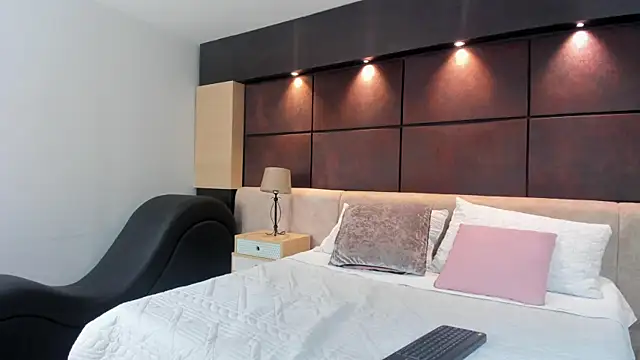 Snapshot of NatashaSanchez chatting on 02/28/26, 02:18 NatashaSanchez online show from 02/28/26, 02:18