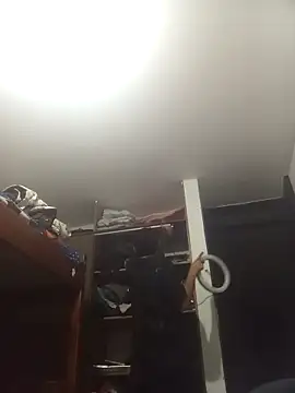 Snapshot of WillowPill5 chatting on 03/01/26, 02:57 WillowPill5 online show from 03/01/26, 02:57