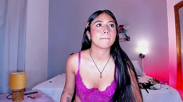 KimTaylorW online show from 04/18/26, 08:20