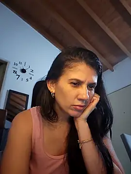 sashaaqueen online show from 04/24/26, 04:04