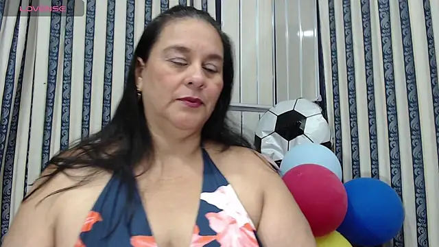 Sharlot curvy online show from 07/08/26, 08:57
