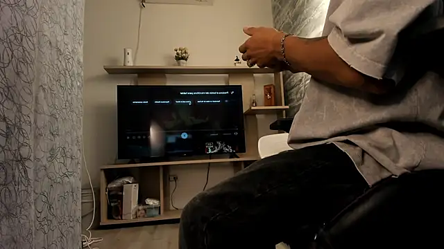 DylanRoyce  online show from 04/22/26, 12:50