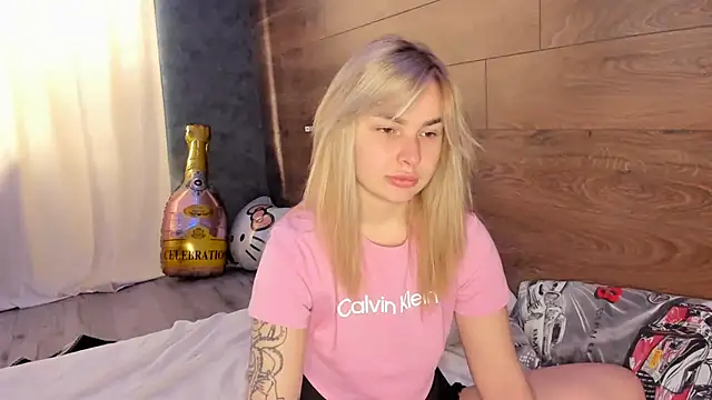 AmmyLuu online show from 03/16/26, 12:42