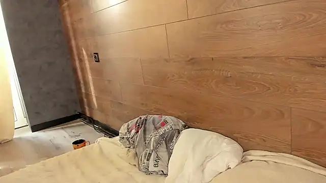 AmmyLuu online show from 04/20/26, 12:41