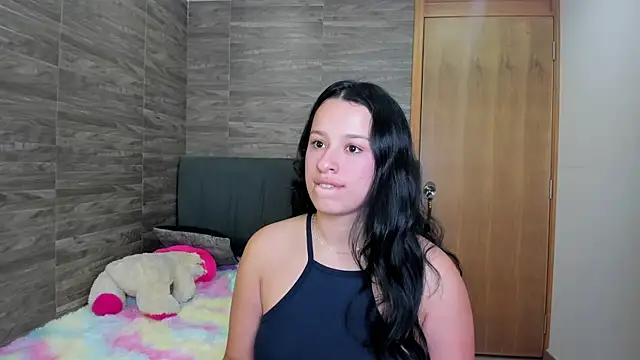 Miia belll online show from 04/23/26, 07:41