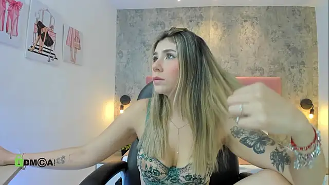 RomaBellanova online show from 04/20/26, 12:24