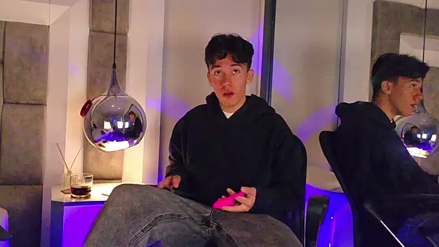 Austin Reedss online show from 04/19/26, 12:26