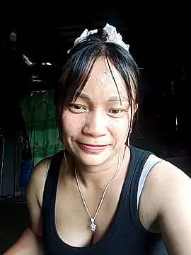 Snapshot of mami-rubi chatting on 04/28/26, 03:00 mami-rubi online show from 04/28/26, 03:00