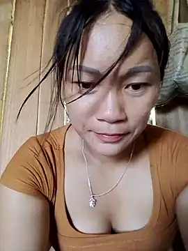 Snapshot of mami-rubi chatting on 05/26/26, 08:32 mami-rubi online show from 05/26/26, 08:32