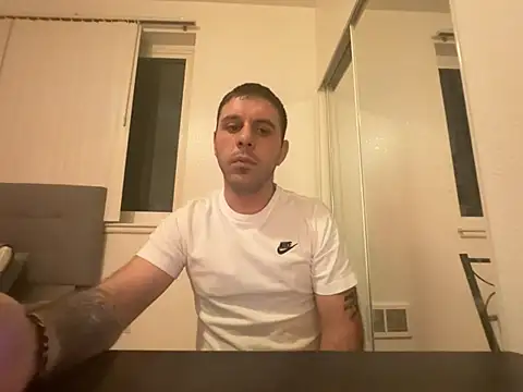 Snapshot of CristiX7 chatting on 02/25/26, 06:01 CristiX7 online show from 02/25/26, 06:01