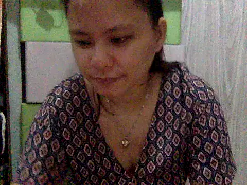 Snapshot of thealovesyou chatting on 05/08/26, 01:33 thealovesyou online show from 05/08/26, 01:33