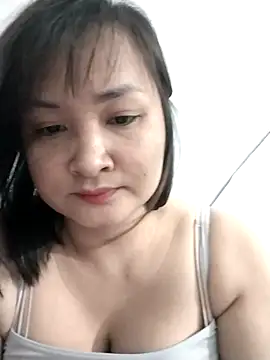 Snapshot of Jeassi-sica01 chatting on 04/25/26, 04:04 Jeassi-sica01 online show from 04/25/26, 04:04