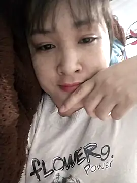 Snapshot of Jeassi-sica01 chatting on 05/01/26, 12:04 Jeassi-sica01 online show from 05/01/26, 12:04