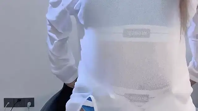 Baixi-01 online show from 03/06/26, 04:42