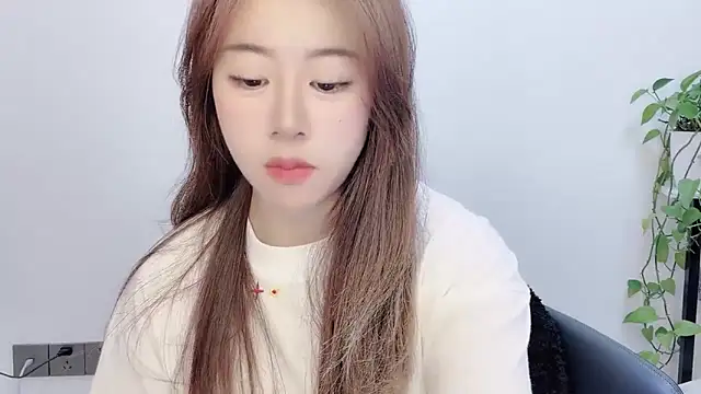 Baixi-01 online show from 06/10/26, 04:34