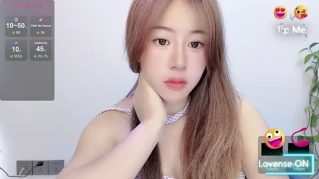 Baixi-01 online show from 06/11/26, 04:43