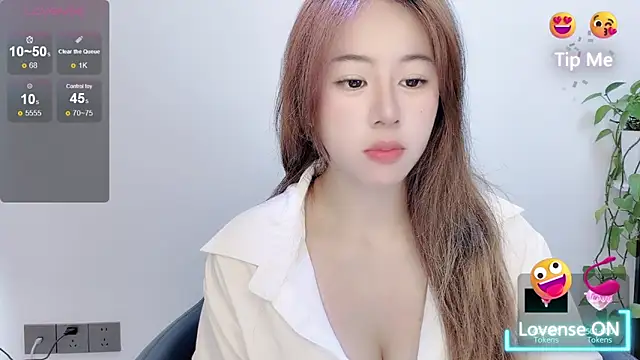 Baixi-01 online show from 06/12/26, 04:22