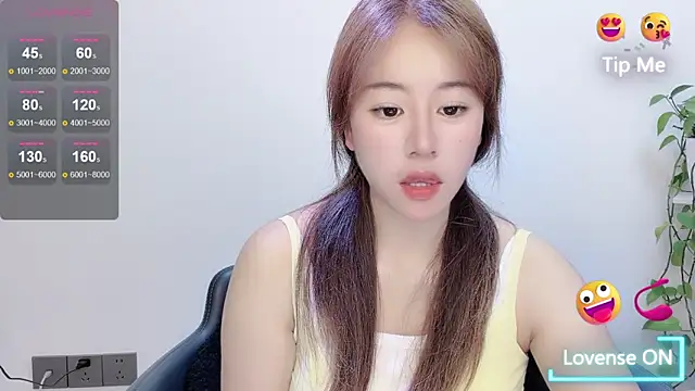Baixi-01 online show from 06/18/26, 12:42