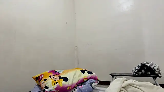 EllieCoconut001 online show from 06/06/26, 10:09