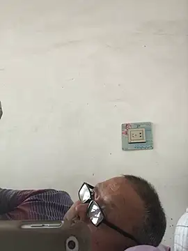 yaocaobi8 online show from 04/14/26, 05:13