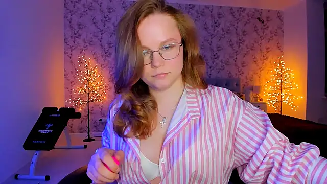 Snapshot of AngellaRud chatting on 02/26/26, 07:35 AngellaRud online show from 02/26/26, 07:35