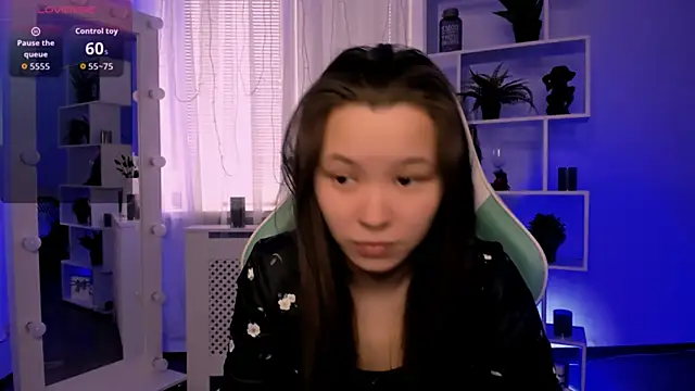 Snapshot of Maya_soft chatting on 04/01/26, 06:14 Maya soft online show from 04/01/26, 06:14